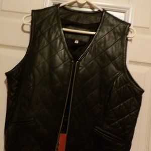 Nice Quilted Black Leather Vest - M - Preston & York